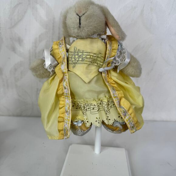 Muffy VanderBear The Mozart Collection One Minuet More Hoppy VanderHare Plush - Picture 3 of 9